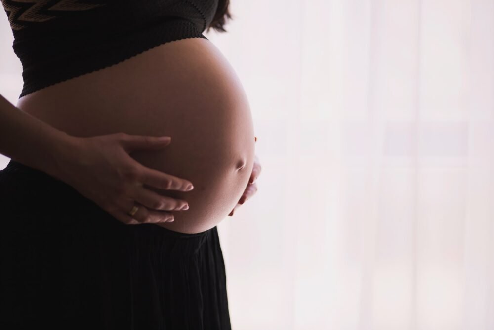 Dreams About Going Into Labor But Not Pregnant: What It Means